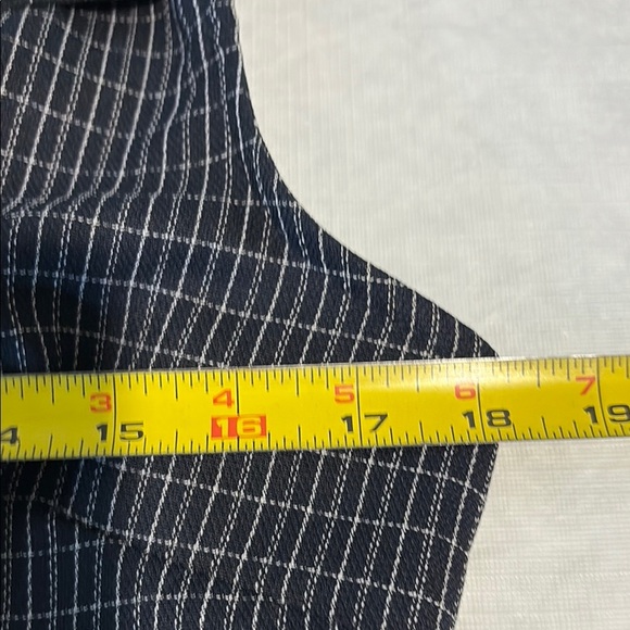 Vintage made in Canada Black Checkered Vest - Picture 5 of 7